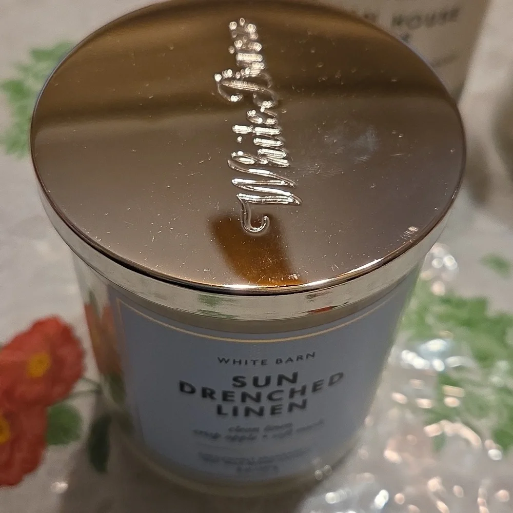Nwt White Barn Sun Drenched Linen Candle - Picture 2 of 4